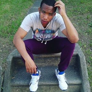 Meet your Posher, Ace